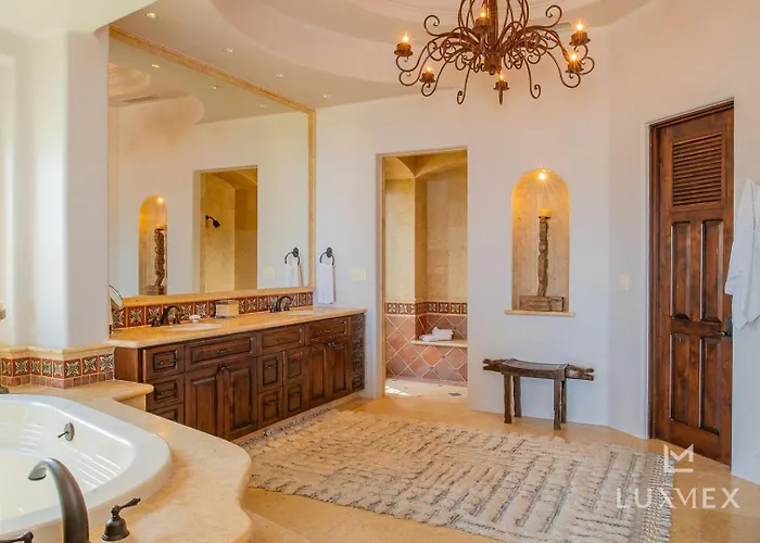Villa Del Mar Fully Staffed And Access To Golf & Palmilla Dunes Club