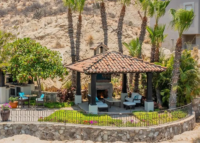 Del Mar Fully Staffed And Access To Golf & Palmilla Dunes Club Villa
