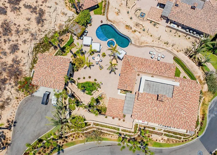 Villa Del Mar Fully Staffed And Access To Golf & Palmilla Dunes Club