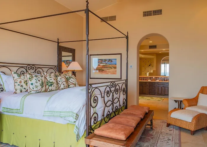 Del Mar Fully Staffed And Access To Golf & Palmilla Dunes Club