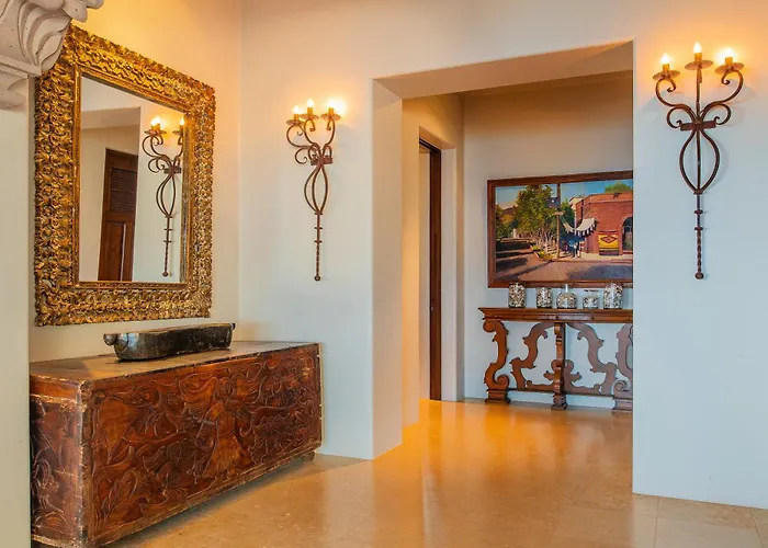Del Mar Fully Staffed And Access To Golf & Palmilla Dunes Club Villa *
