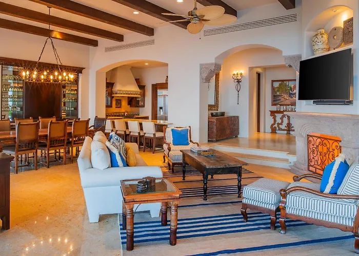 Del Mar Fully Staffed And Access To Golf & Palmilla Dunes Club Villa