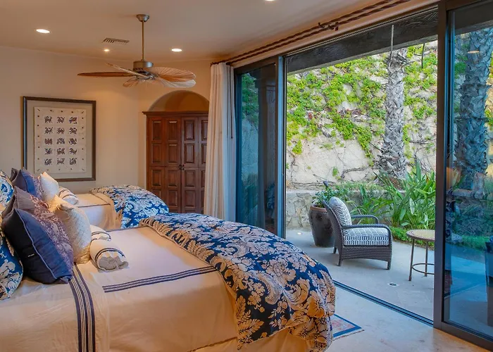 Del Mar Fully Staffed And Access To Golf & Palmilla Dunes Club *